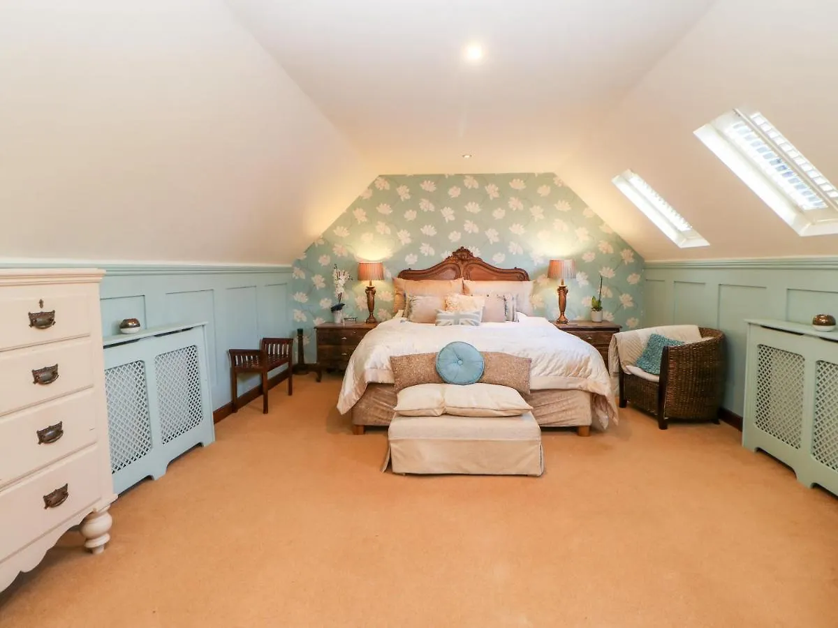 Dere House Villa Richmond  United Kingdom