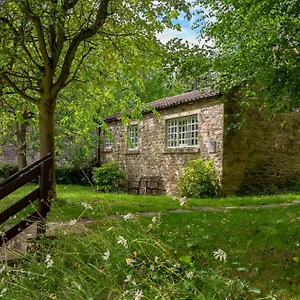 The Old Potting Shed Holiday home